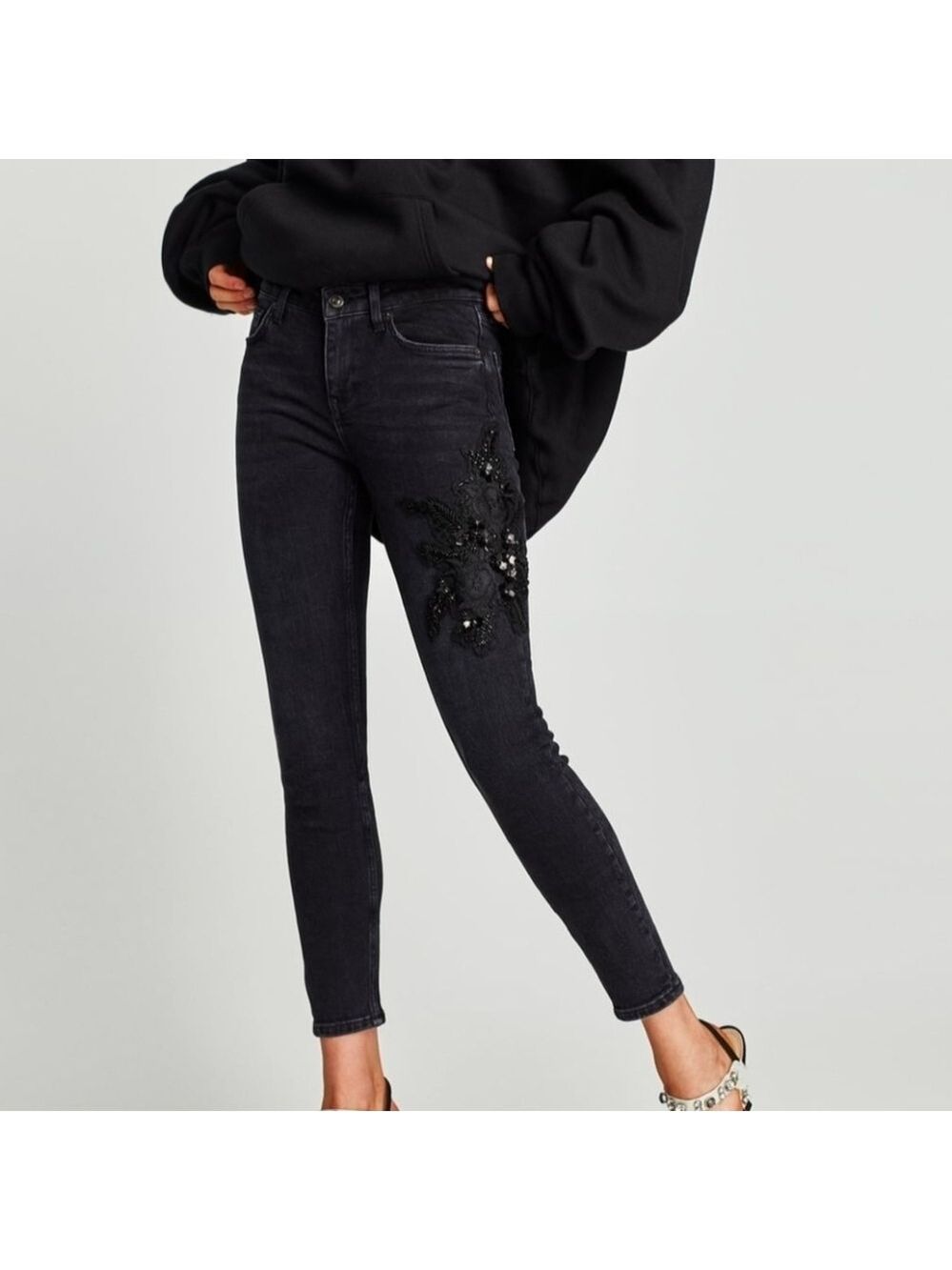 Zara Premium Denim Black Skinny With Jewelry Patches Size 4